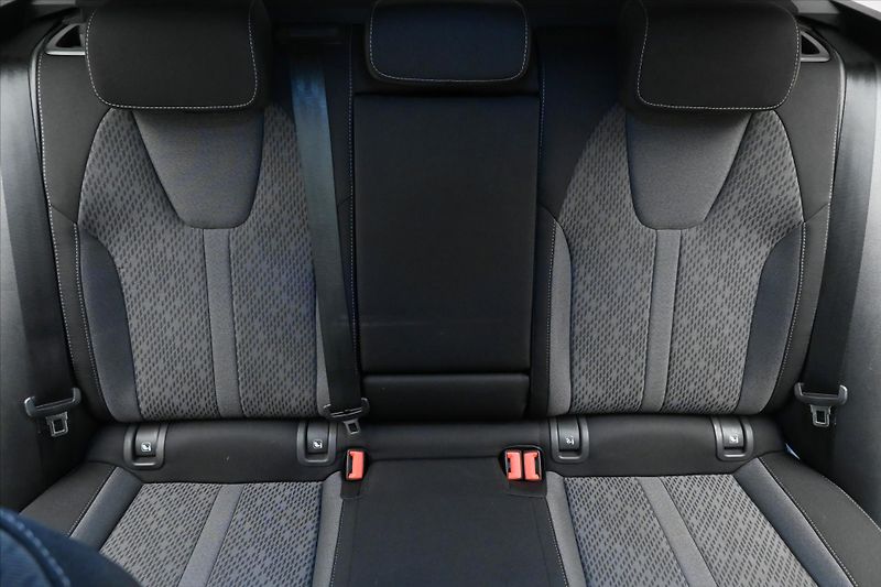 Škoda Octavia 2,0 TDI 110 kW DSG Style Záruk - fotka 29 z 33