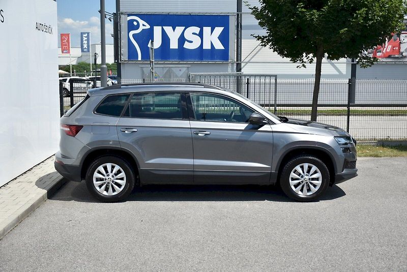 Škoda Karoq (2024) Selection 1.5 TSI 110kW - fotka 12 z 34