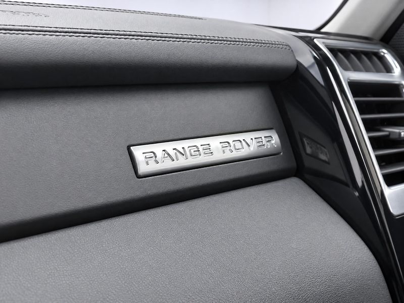 Land Rover Range Rover 5.0 375 kW V8 4x4 CZ Bi-xenon - fotka 29 z 38