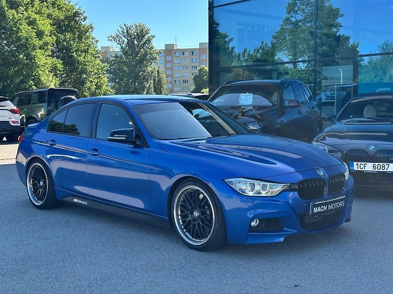 BMW Řada 3 335i, 91 000 Km ! - fotka 2 z 14