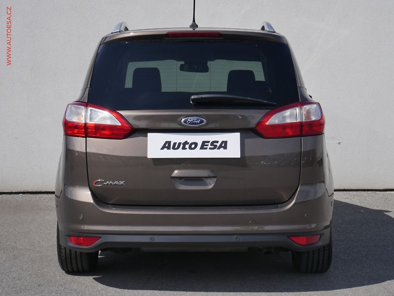Ford Grand C-MAX (2019) 1.5 EB, 1.maj,ČR, servis - fotka 5 z 19
