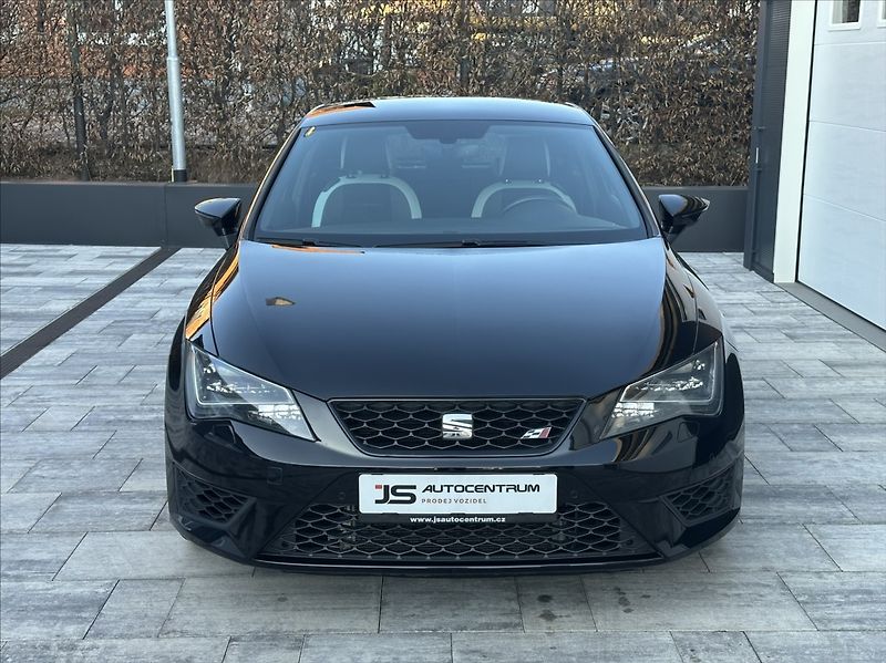 Seat Leon 2,0 TSI 290PS  SC Cupra M/T - fotografie inzerátu