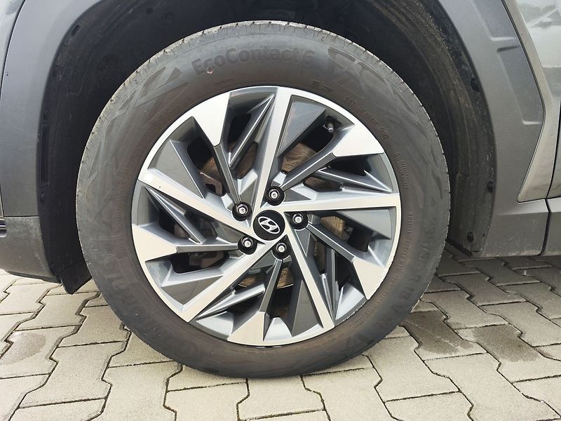 Hyundai Tucson 1.6 T-GDI/110kW style DCT MHEV - fotka 38 z 41