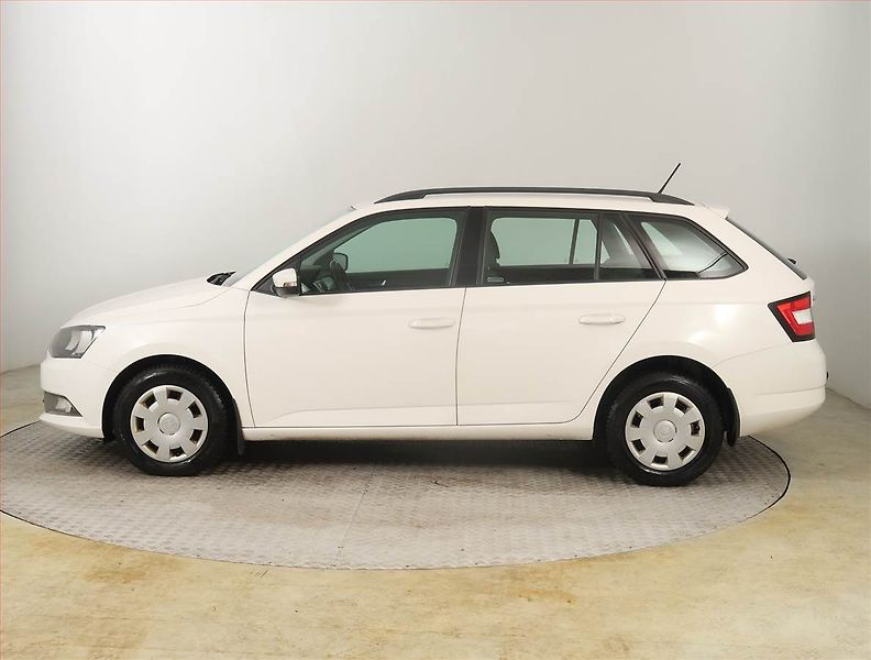 Škoda Fabia (2018) Ambition 1.4 TDI, Tempomat - fotka 3 z 16