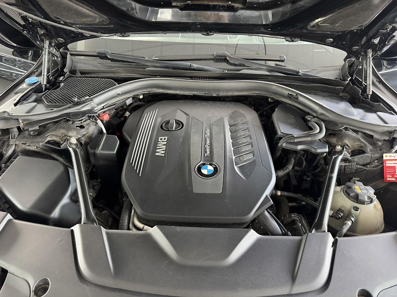 BMW Řada 7 730d xDrive*Dověry*360°Kam*DPH - fotka 51 z 51