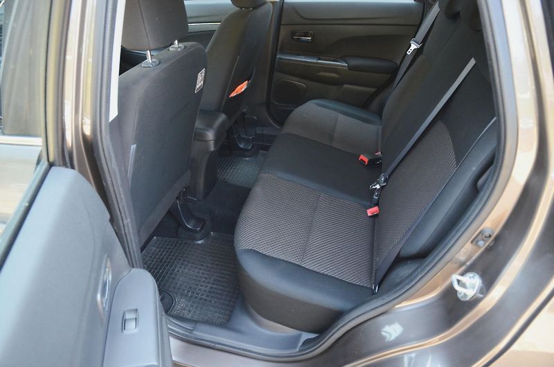 Mitsubishi ASX (2018) 1.6 MIVEC 86kW / ČR / TAŽNÉ - fotka 13 z 30
