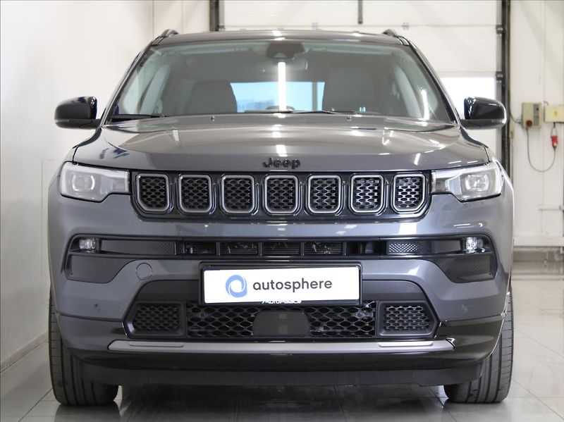 Jeep Compass 1,5 Turbo Hybrid Summit 30tkm. - fotka 2 z 23