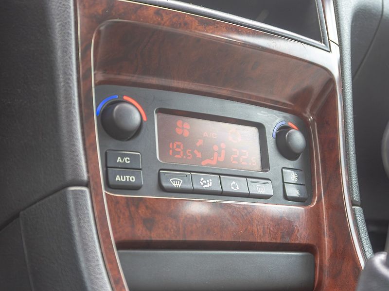Peugeot 307 (2006) 1.6i 16V 80KW – VÝHŘEV SED - fotka 23 z 38