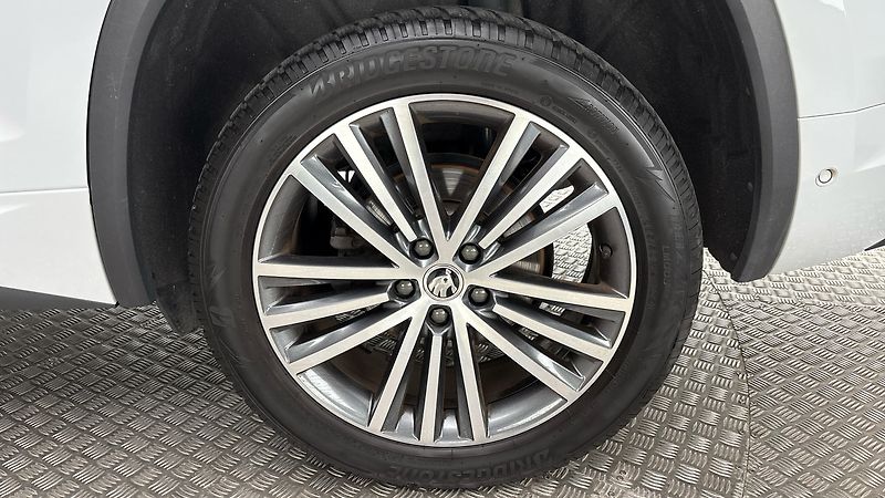 Škoda Kodiaq 2.0 TDI DSG 4x4 L&K - fotka 19 z 32