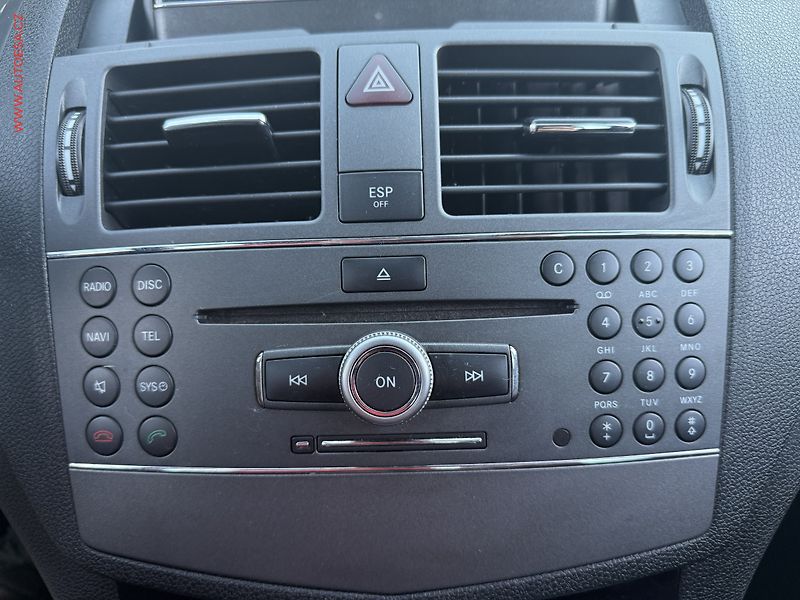 Mercedes-Benz Třídy C (2009) 2.2. CDi C 200 CDi, AC - fotka 15 z 17