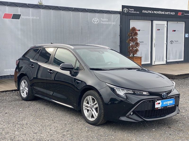 Toyota Corolla 1.8HSD, ČR-1m, ComTech, DPH - fotka 1 z 17