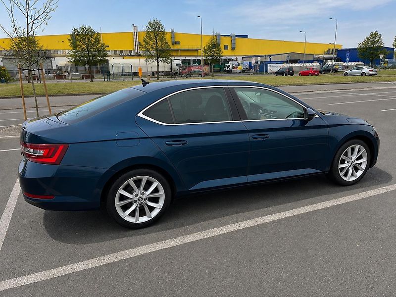 Škoda Superb (2019) 2.0 TDI 110 kW - Style DSG - fotka 4 z 12