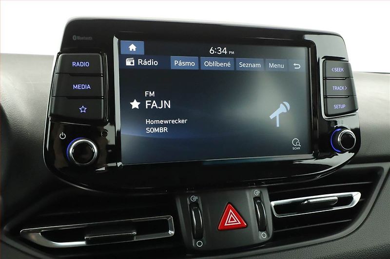 Hyundai i30 (2021) 1.5 T-GDI MHEV, Automat, ČR - fotka 14 z 20
