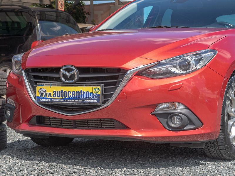 Mazda 3 (2015) ČR 2.2D 110KW – PLNÁ SERVISKA! - fotka 11 z 54