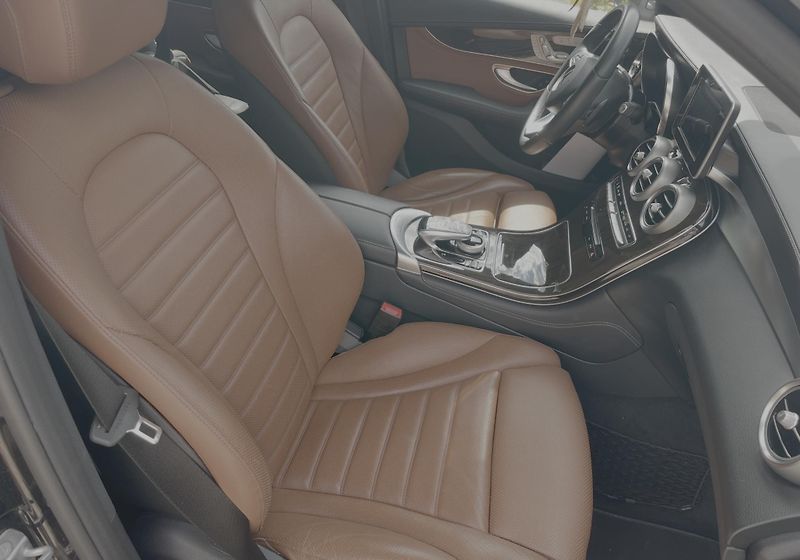 Mercedes-Benz GLC (2017) 250 4MATIC, DPH,kůže,Distronic - fotka 7 z 18