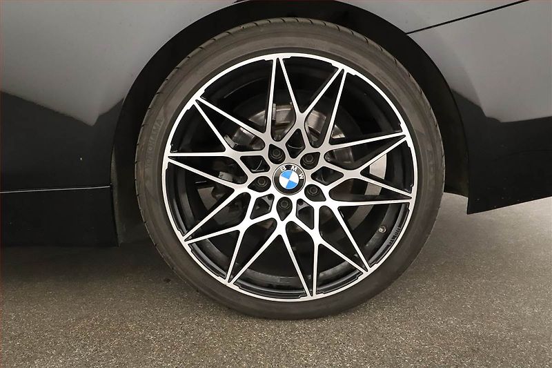 BMW Řada 4 (2017) 420d - fotka 18 z 18