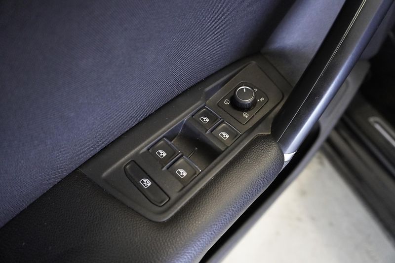 Volkswagen Tiguan 2.0 TDI 110kW DSG7 REZERVACE - fotka 11 z 28