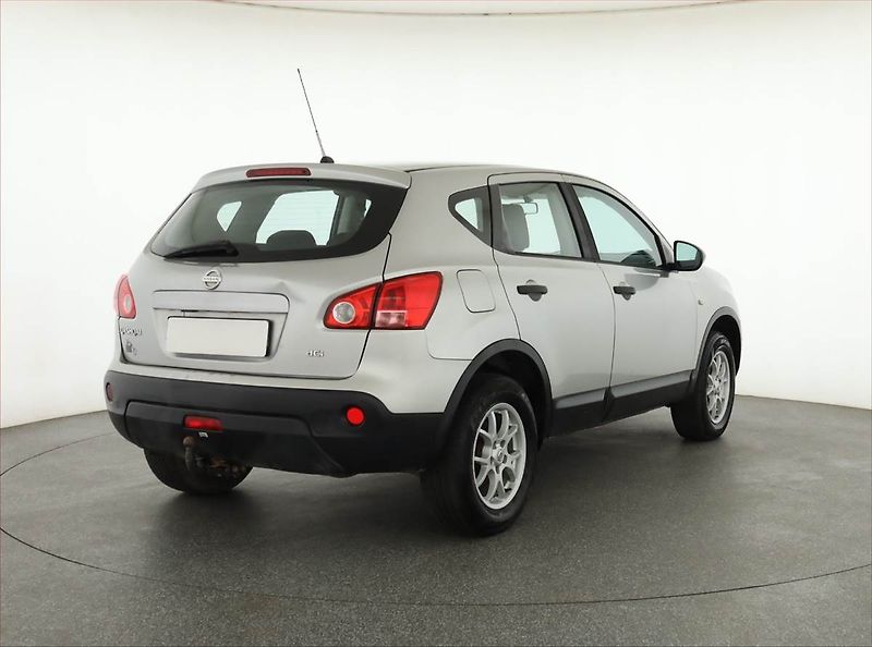 Nissan Qashqai (2008) 1.5 dCi, po STK, Tažné - fotka 5 z 13