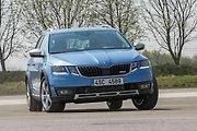 Škoda Octavia Scout.