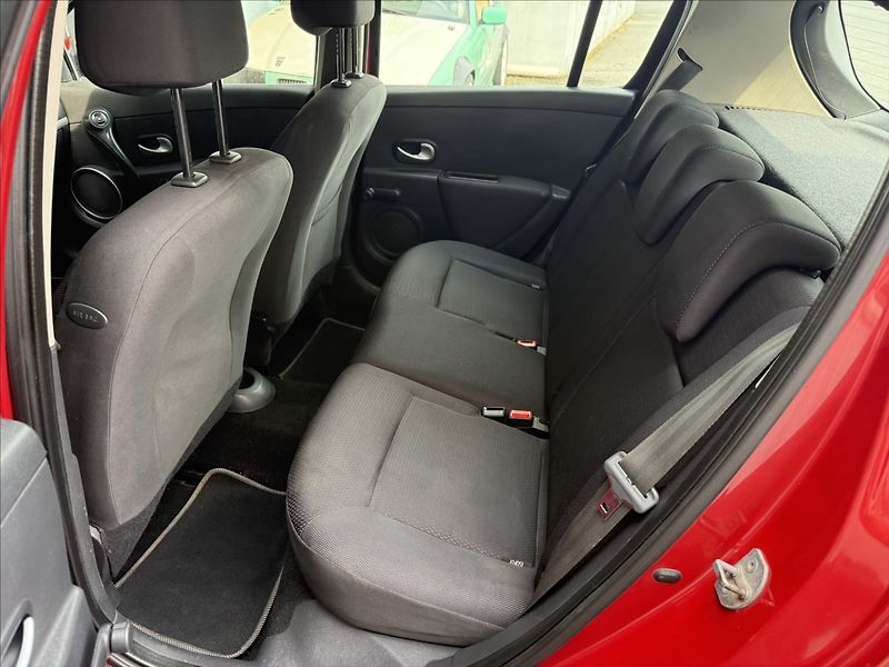 Renault Clio 1,6 16V klima,nová STK,2x kola - fotka 17 z 22