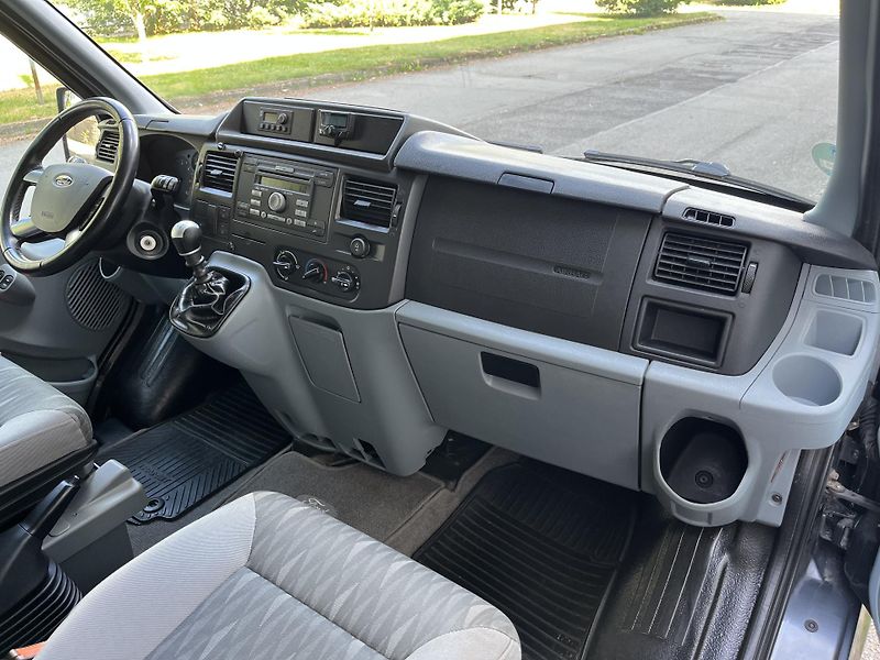 Ford Transit 2,2 TDCi EUROLINE /7-míst/  - fotka 24 z 29