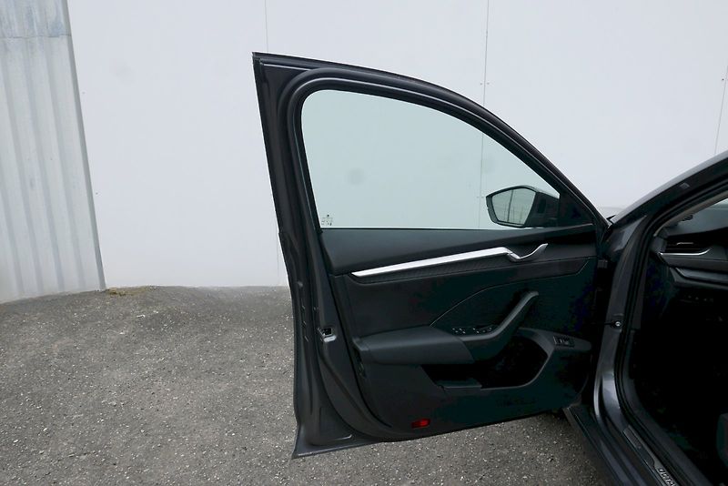 Škoda Octavia (2025) 1.5 TSI 110 kW DSG 7° Exclusiv - fotka 10 z 35