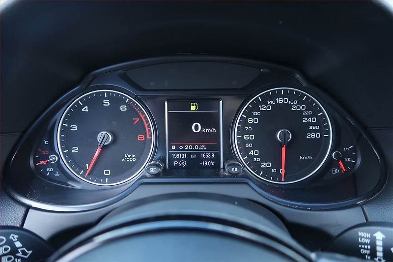 Audi Q5 (2014) 2.0 TFSI, 4X4, Automat, Kůže - fotka 11 z 26