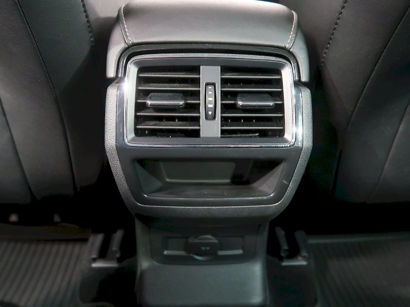 Škoda Karoq (2022) STYLE PLUS 2.0TDI 85KW DSG - fotka 36 z 37