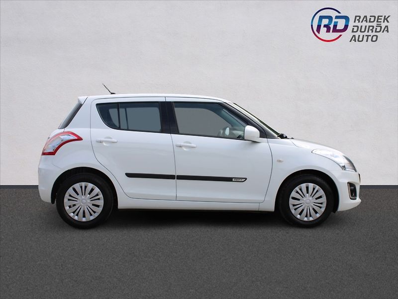 Suzuki Swift 1,2 i  ČR,1.MAJ,AUTOMAT,69TKM - fotka 4 z 23