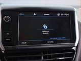 Peugeot 2008 (2019) 1.2 PureTech, Serv.kniha, Navi - náhled 19