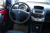 Peugeot 107 1.0i 68PS 5-dv. KLIMA-ZADÁNO! - náhled 13
