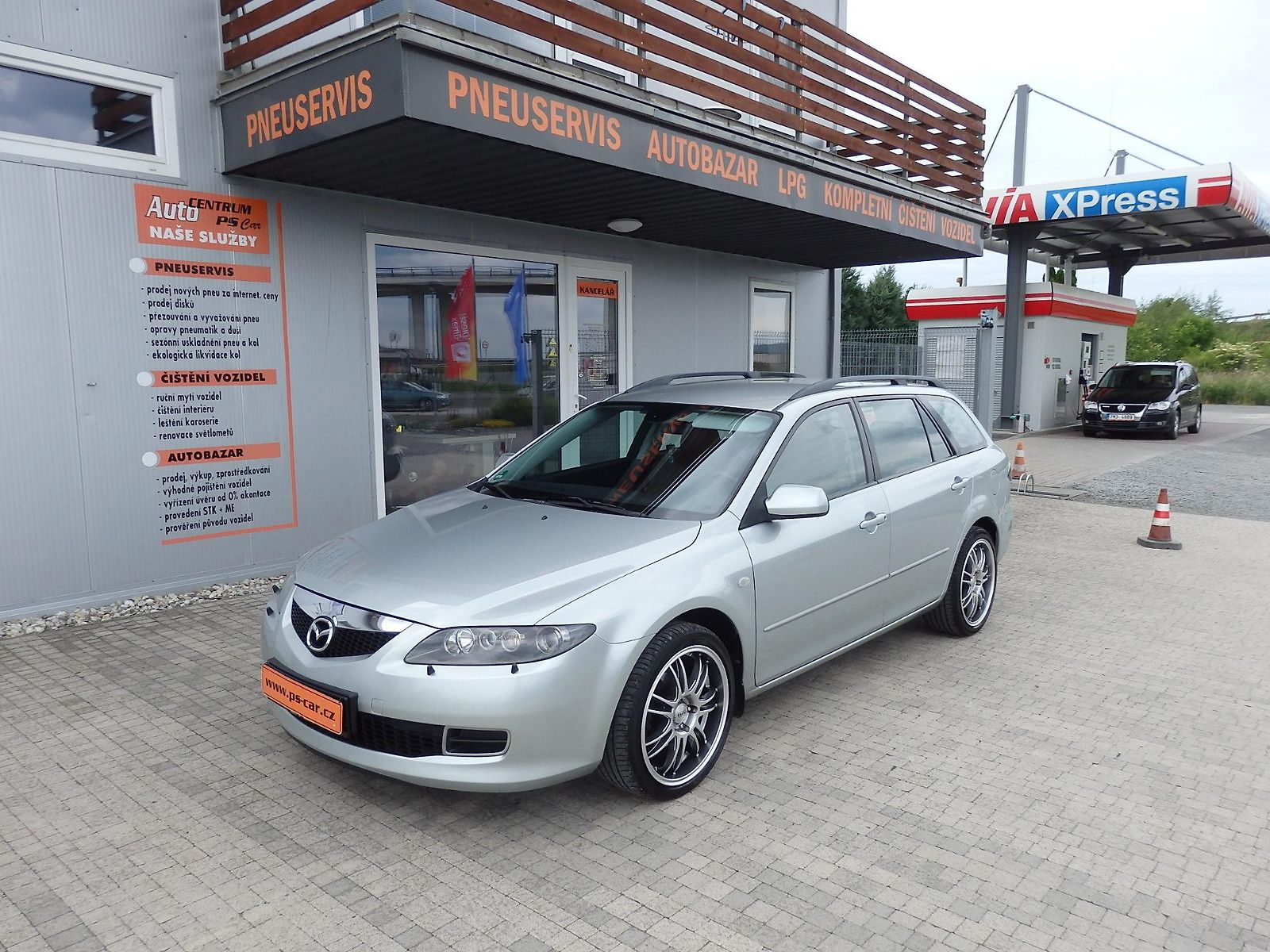 Mazda 6 2.3i XENONY, KŮŽE, ALU 18