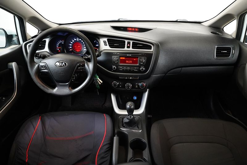 Kia Ceed - fotka 5 z 26