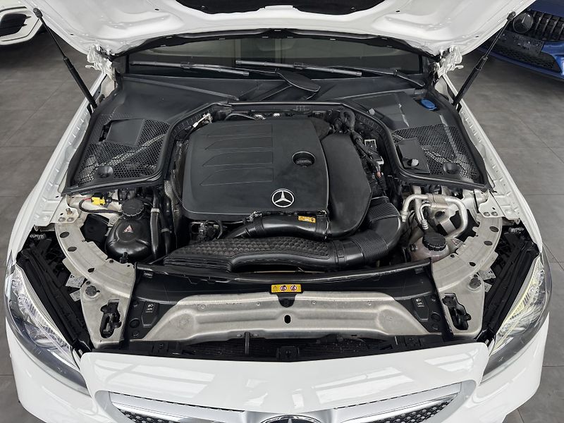 Mercedes-Benz Třídy C (2019) C200 4M AMG - fotka 19 z 22