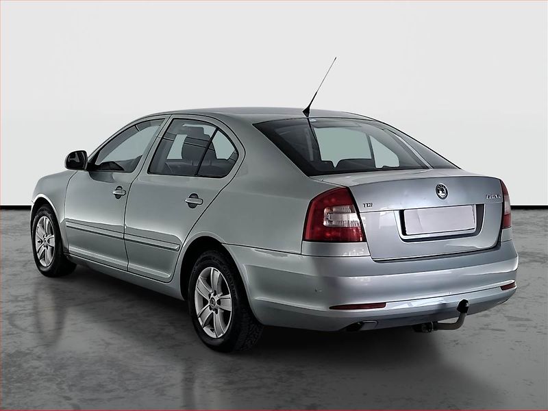 Škoda Octavia (2011) 1.6 TDI, Tempomat - fotka 4 z 14