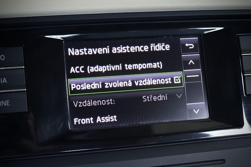 Škoda Octavia 3 Combi 1.4 TSI 110 kW DSG - fotka 29 z 42