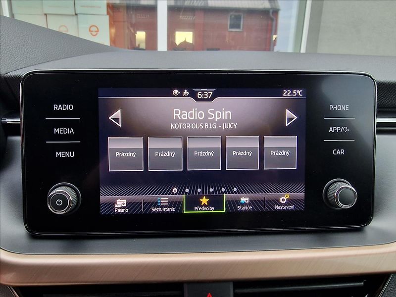 Škoda Scala 1.0 TSI 81kW Style, ČR,1.Maj. - fotka 30 z 50