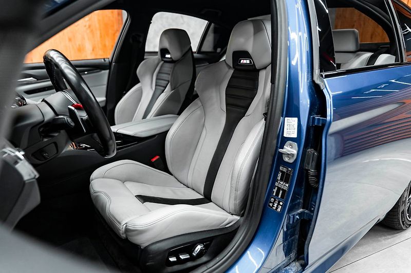 BMW M5 - fotka 20 z 27