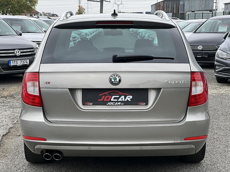 Škoda Superb 2.0TDi 125kw DSG NAVI KŮŽE ALU - fotka 6 z 46