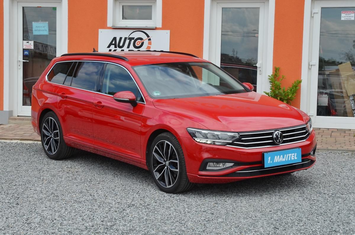 Volkswagen Passat 2.0 TDi DSG / 77.300km / 1.MAJ