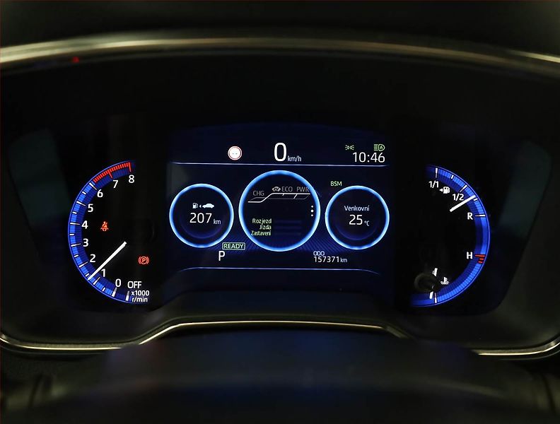 Toyota Corolla (2021) 2.0 Hybrid - fotka 9 z 19