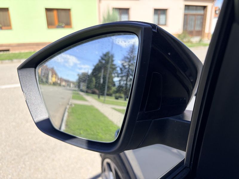 Škoda Kodiaq RS WEBASTO MATRIX CANTON - fotka 12 z 72