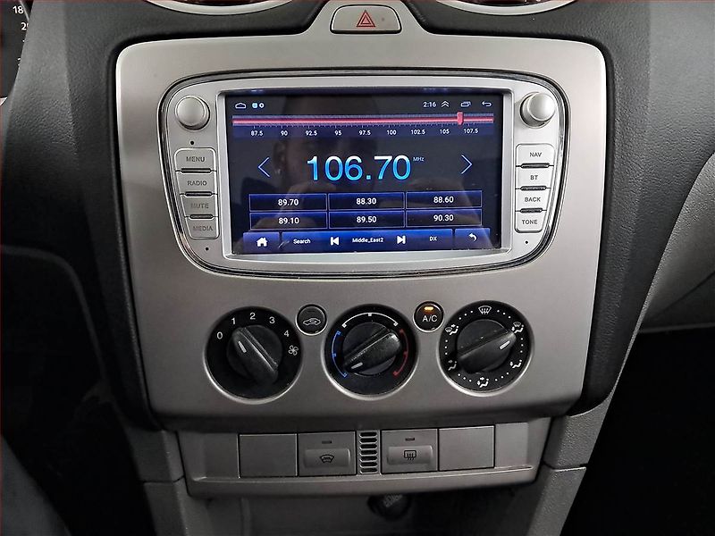 Ford Focus (2009) 1.6 16V, po STK, jezdí dobře - fotka 12 z 15