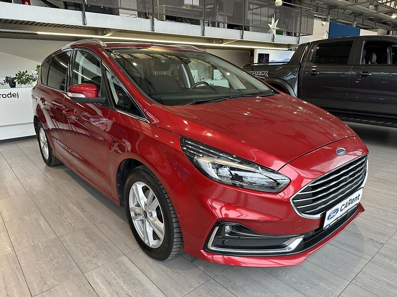 Ford S-MAX Titanium 2.0 EcoBlue 150k man. - fotka 3 z 36