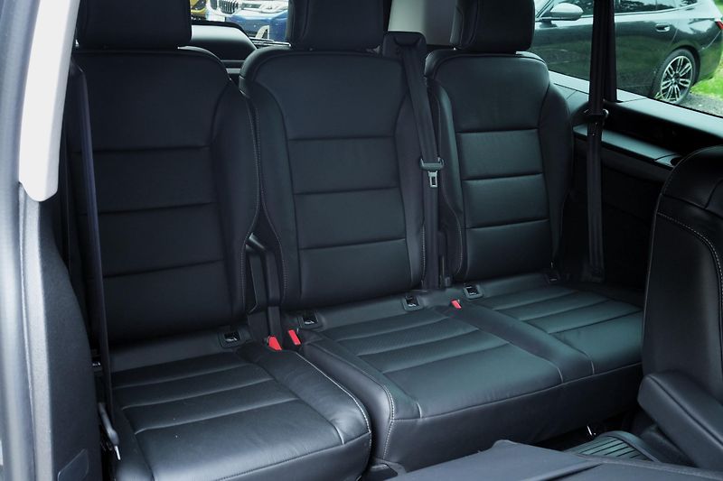 Toyota ProAce Verso 2.0d 130 kW, L2, VIP, Tažné - fotka 40 z 44