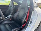 Porsche 911 (2023) Carrera 4 GTS - náhled 10