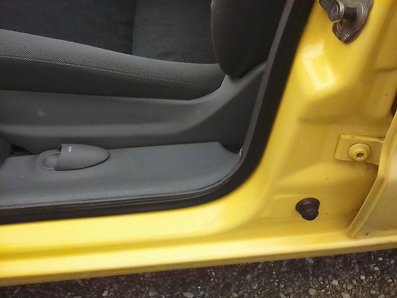 Škoda Felicia (2000) 1.3i / 40KW, jede super - fotka 16 z 42
