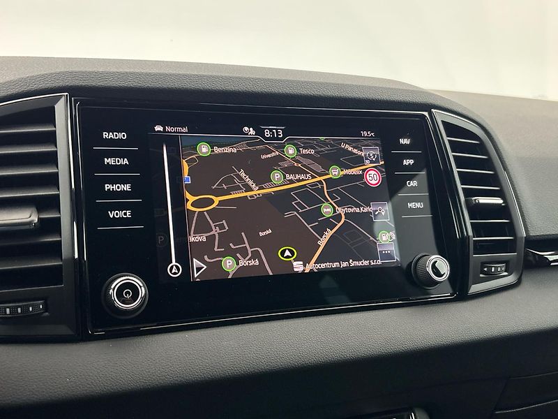 Škoda Karoq Sportline 4x4 DSG - fotka 26 z 29