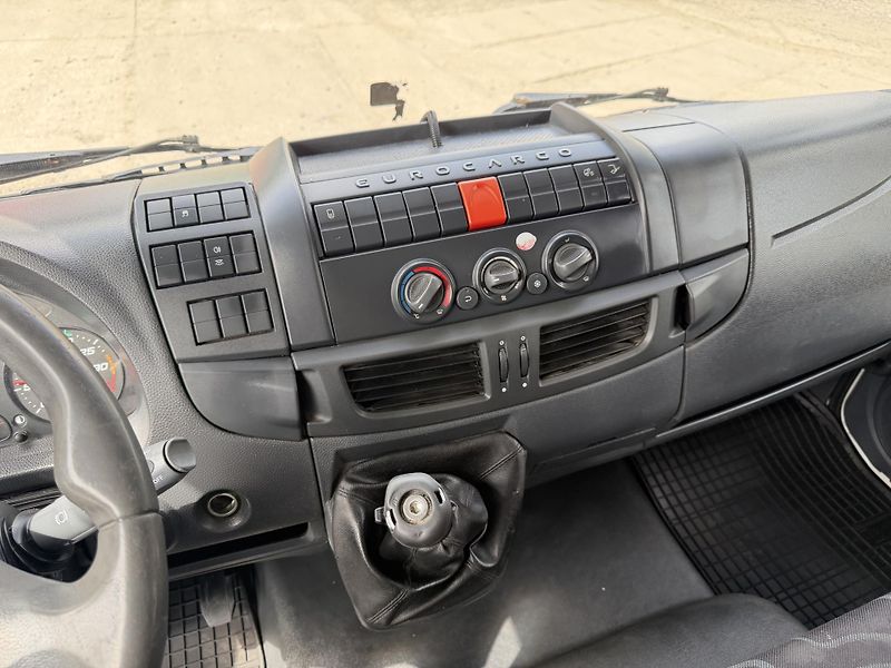 Iveco Eurocargo (2015) 120E25 Euro 6 - skříň s čelem  - fotka 30 z 32