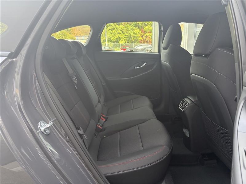Hyundai i30 (2026) 1,6 T-GDI DCT  WG FL N Line - fotka 12 z 22